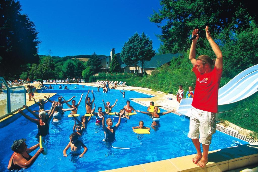 Camping Paradis Marmotel Saint-Geniez-d'Olt Exterior foto