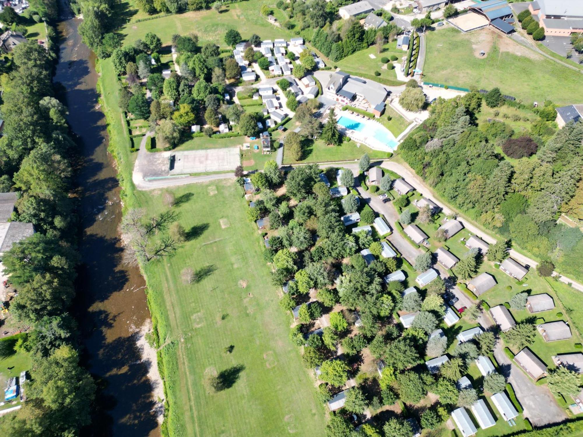 Camping Paradis Marmotel Saint-Geniez-d'Olt Exterior foto